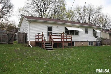 3710 N Pine St, Davenport, IA 52806 - photo 2
