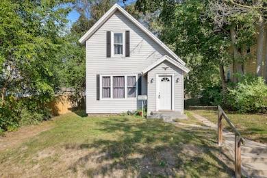 1516 Cole Ave NE, Grand Rapids, MI 49505 - photo 2