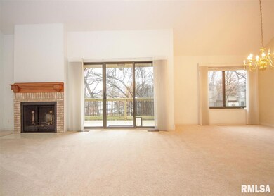 3620 38th St unit 6, Rock Island, IL 61201 - photo 6