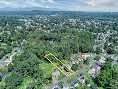 139 Linderman Ave, Kingston, NY 12401 - photo 4