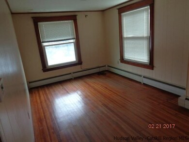 76 N Washington St, Athens, NY 12015 - photo 3