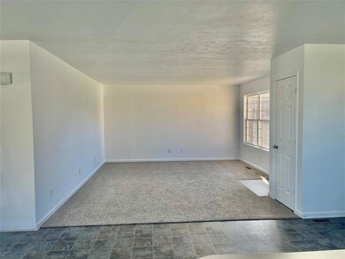 2147 Galaxy Dr, Franklin, IN 46131 - photo 2