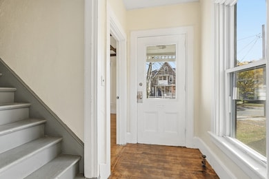 429 Pleasant St, Holyoke, MA 01040 - photo 6