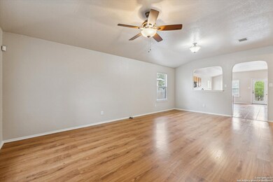 10806 Tiger Horse Dr, San Antonio, TX 78254 - photo 5