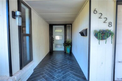 6228 Kingston Rd, Oklahoma City, OK 73122 - photo 3