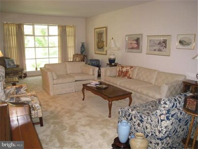 3212 Burn Brae Dr, Dresher, PA 19025 - photo 4