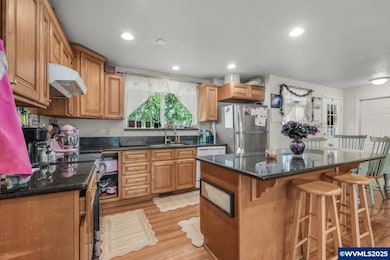 1664 SW Sesame St, McMinnville, OR 97128 - photo 7