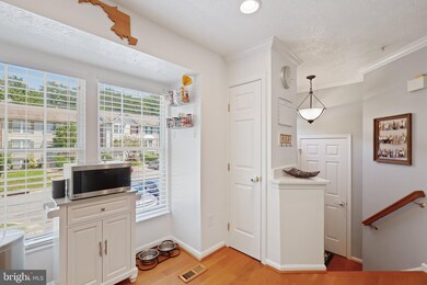 8512 Pine Meadows Dr, Odenton, MD 21113 - photo 3