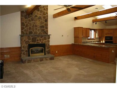 Den/Family/Great Room - Stove, Gas Log Fireplace, 