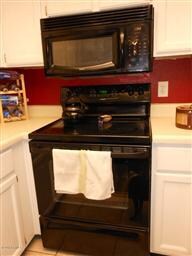 Stove & Microwave