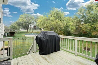 11 Ice House Dr, Stewartstown, PA 17363 - photo 7