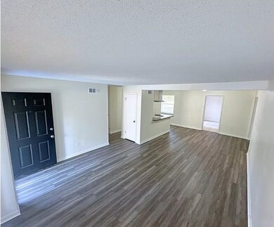 5330 Whitworth Rd, Memphis, TN 38116 - photo 2