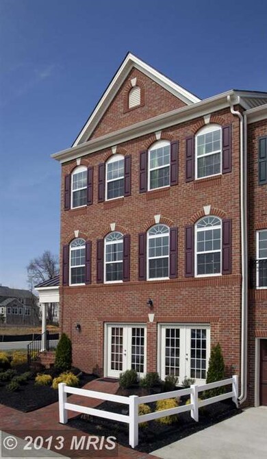 15308 Tewkesbury Place, Upper Marlboro, MD 20774 - photo 2