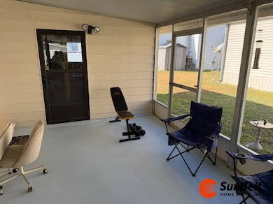 2934 Griffin View Dr unit 119, Lady Lake, FL 32159 - photo 6