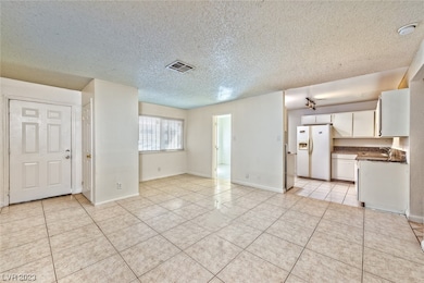 6992 Kepler Dr unit B, Las Vegas, NV 89156 - photo 4