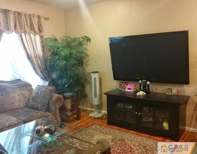 74 Clifton St, Edison, NJ 08817 - photo 3