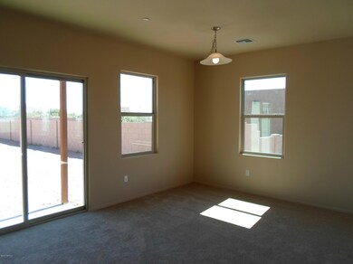 LARGE DINING AREA