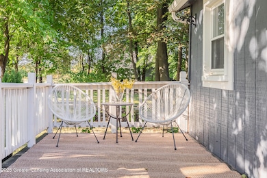 16653 Jerry Rd, Lansing, MI 48906 - photo 6