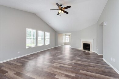 10154 Lothbury Cir, Fishers, IN 46037 - photo 6