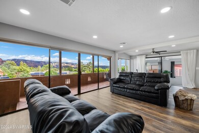 06-Living Room