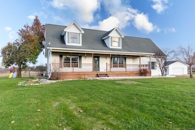 575 Stoddard Rd, Columbus, MI 48063 - photo 2