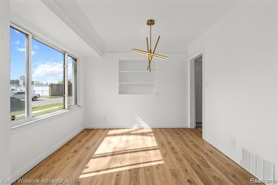 20558 Oakfield St, Detroit, MI 48235 - photo 6