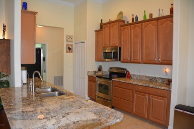 KITCHEN - GRANITE!