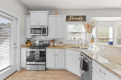 272 Swallowtail Ln, Goose Creek, SC 29445 - photo 7