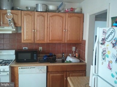 208 56th St NE, Washington, DC 20019 - photo 5