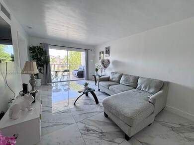 15241 SW 80th St unit 207, Miami, FL 33193 - photo 4