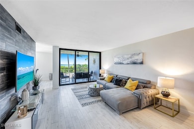 10475 Gulf Shore Dr unit 112, Naples, FL 34108 - photo 3