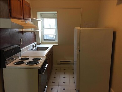 956 W Walnut St unit 3, Allentown, PA 18102 - photo 3