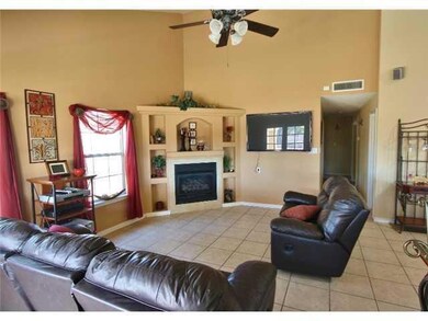 11425 Jack Cupit Ln, El Paso, TX 79936 - photo 4