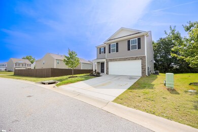 1305 Ledsham Ct, Greer, SC 29651 - photo 3