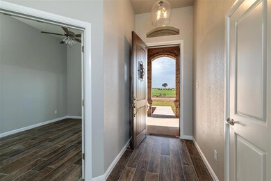 1004 Hope Ct, Azle, TX 76020 - photo 3