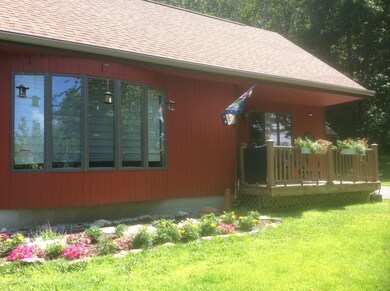 10 Devon Ln, Claremont, NH 03743 - photo 5