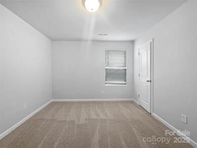 324 Valerie Dr, Lincolnton, NC 28092 - photo 4