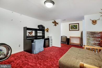 9308 Jarrett Ct, Montgomery Village, MD 20886 - photo 6