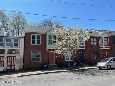 190 Jefferson St, Albany, NY 12210 - photo 2
