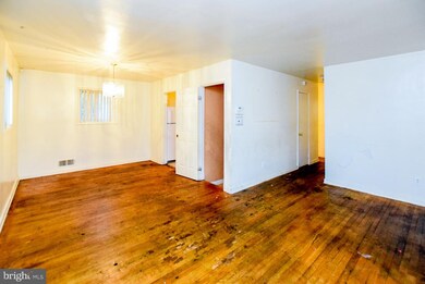 6507 Clearfield Ct, Capitol Heights, MD 20743 - photo 5