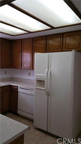 7095 Ivanpah Ave, Twentynine Palms, CA 92277 - photo 4