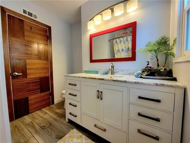 14373 Berg St, Sylmar, CA 91342 - photo 5