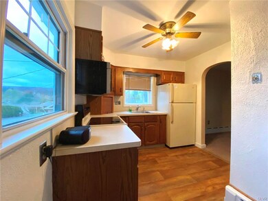 16 Ortega St, Tamaqua, PA 18252 - photo 7