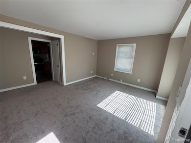 26122 Beverly Rd, Taylor, MI 48180 - photo 2