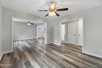 121 Plunkett St, Pittsfield, MA 01201 - photo 6
