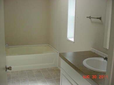 193 Rocking Horse Ln, Central Point, OR 97502 - photo 3