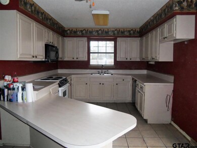 409 409 McMichael, Kilgore, TX 75662 - photo 4