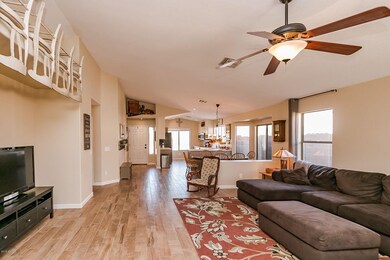 2257 E Mariposa Grande AZ-16