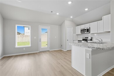 20361 W 194th Terrace, Spring Hill, KS 66083 - photo 3