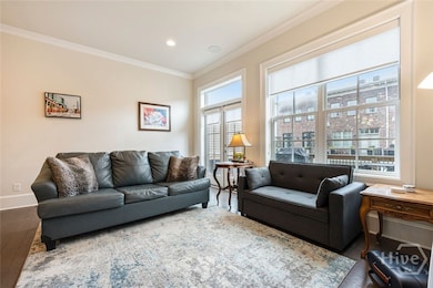 453 Port St, Savannah, GA 31401 - photo 5